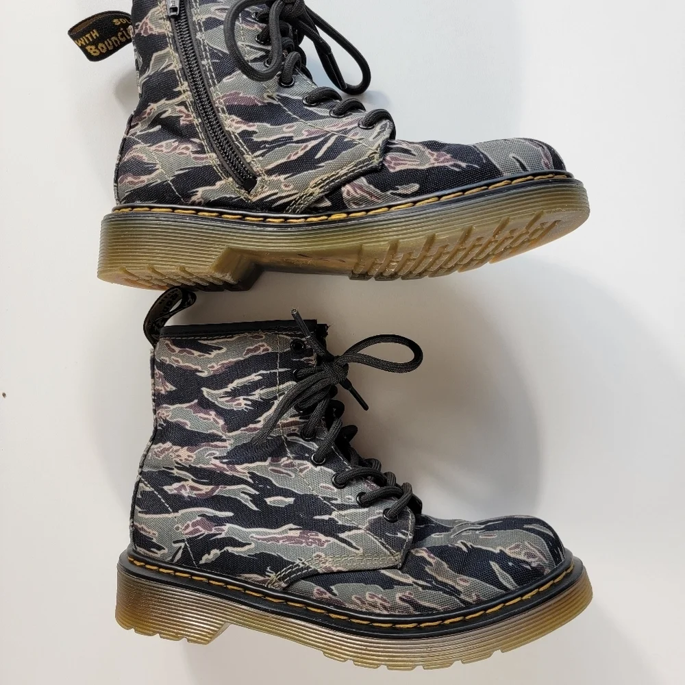 Dr. Martens doc martens